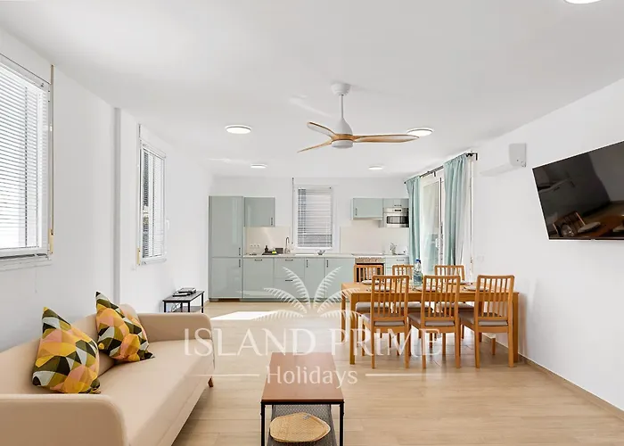 Holiday House 100M Away From Ocean Ebv10