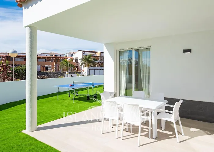 Holiday House 100M Away From Ocean Ebv10